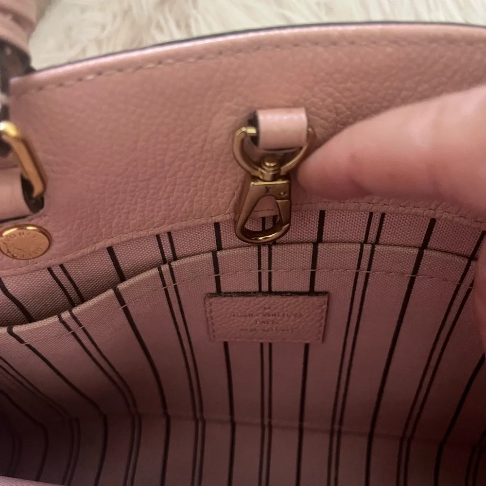 Louis Vuitton Montaigne Empriente bag - Picture 8 of 17